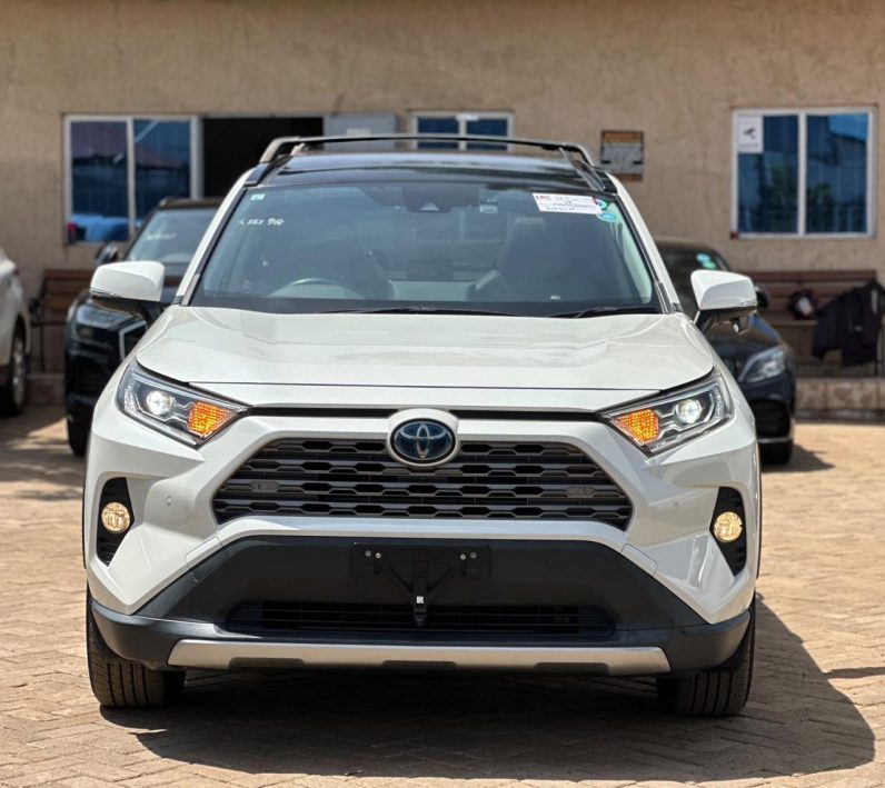 
								Toyota Rav4 full									