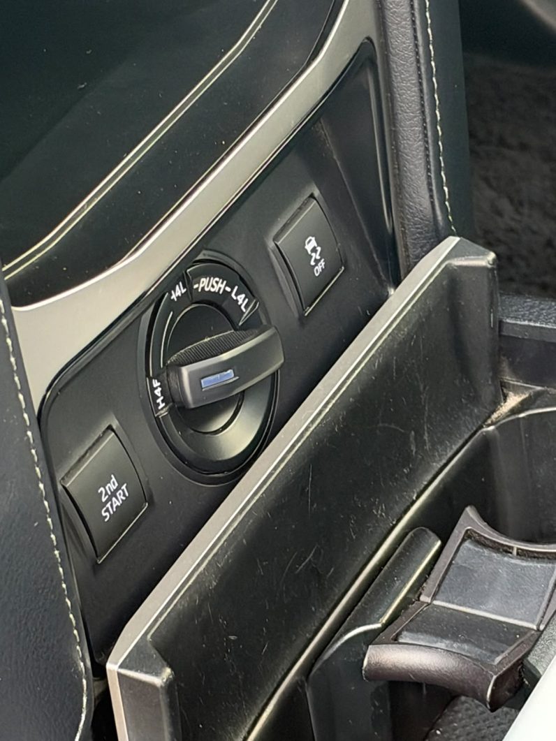 
								Toyota Prado TX-L full									