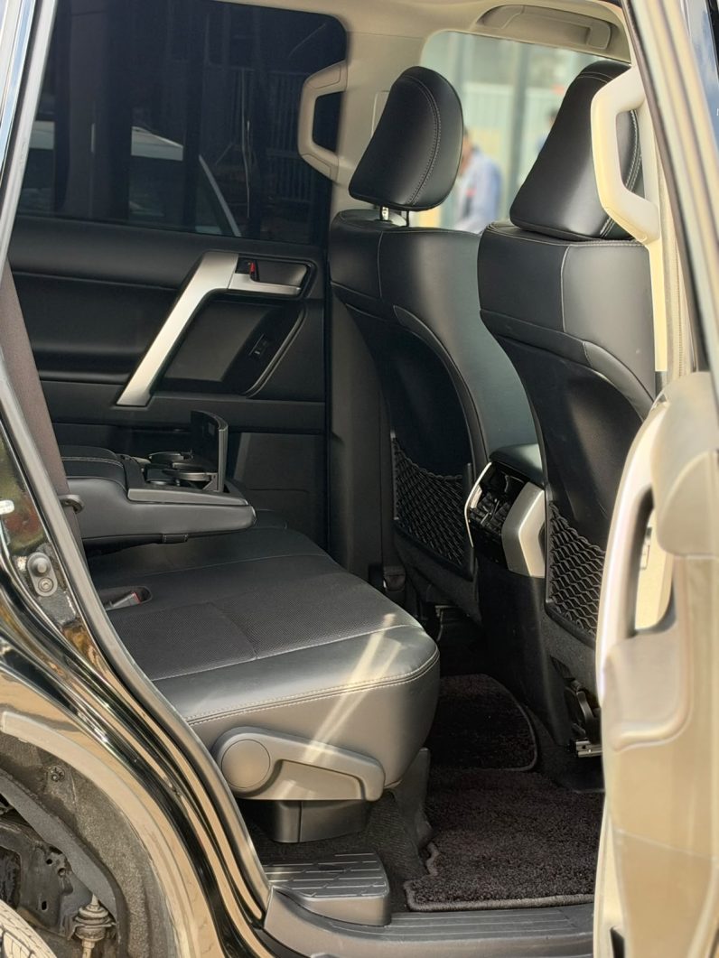 
								Toyota Prado TX-L full									