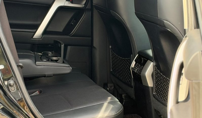 
								Toyota Prado TX-L full									