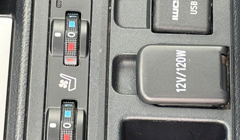 
								Toyota Prado TX-L full									