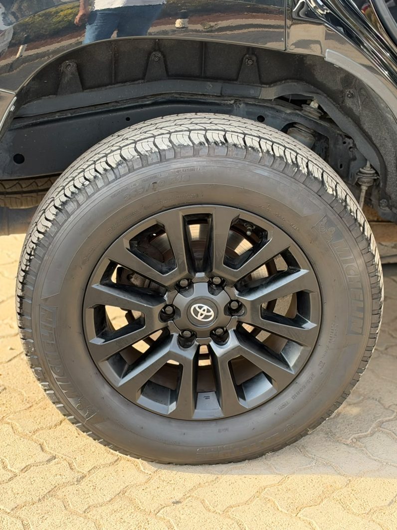 
								Toyota Prado TX-L full									