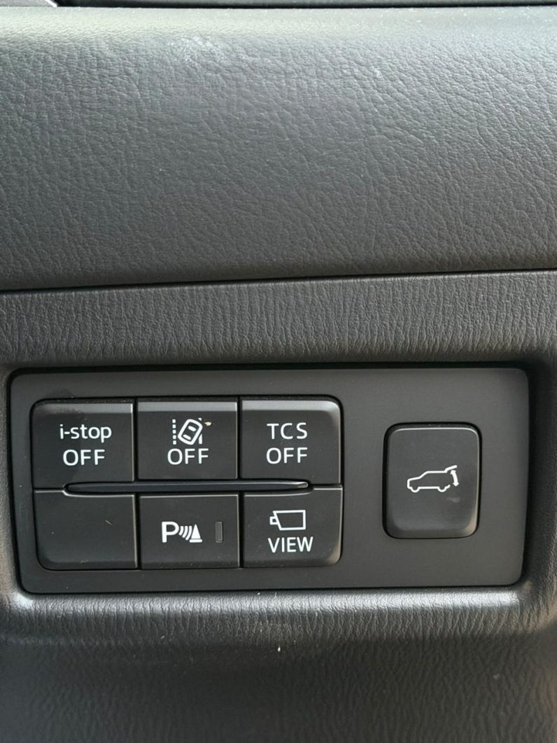 
								Mazda CX-5 full									