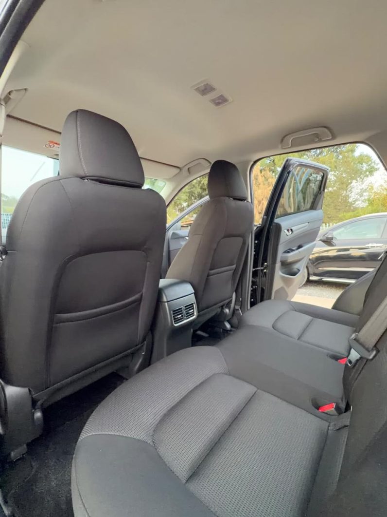 
								Mazda CX-5 full									