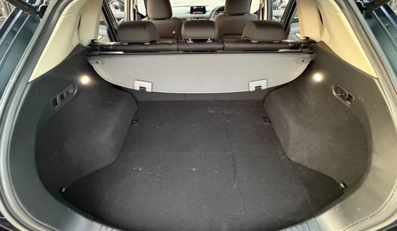 
								Mazda CX-5 full									
