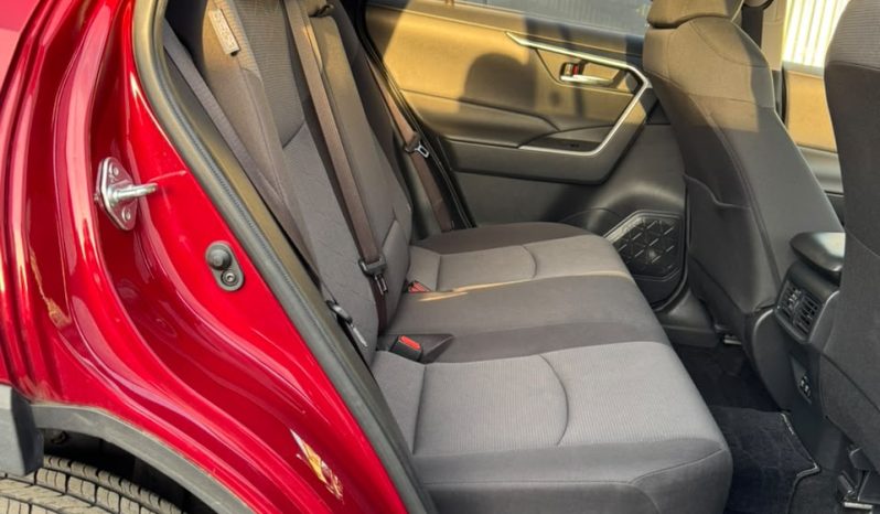 
								Toyota Rav 4 full									