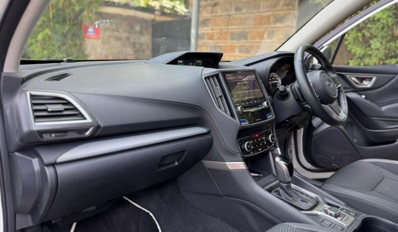 
								Subaru Forester SK9 full									