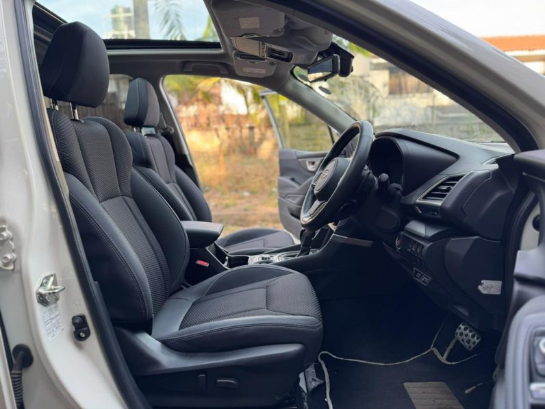 
								Subaru Forester SK9 full									