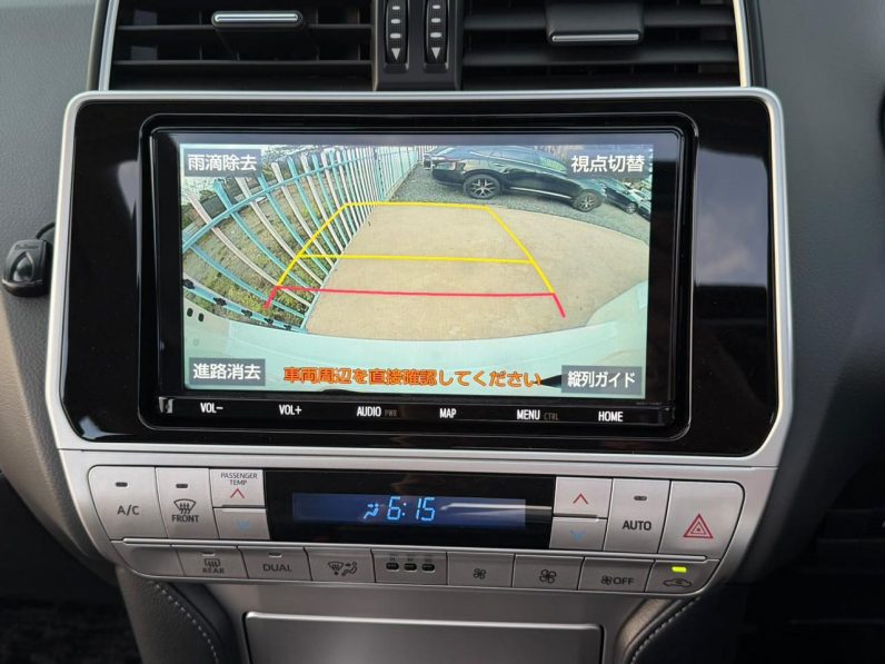 
								Toyota Land Cruiser Prado TX-L full									