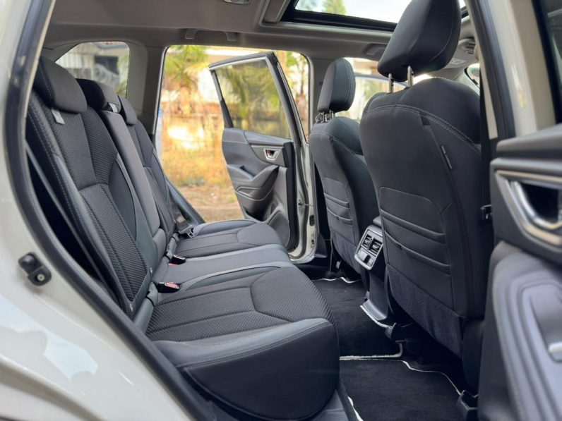 
								Subaru Forester SK9 full									