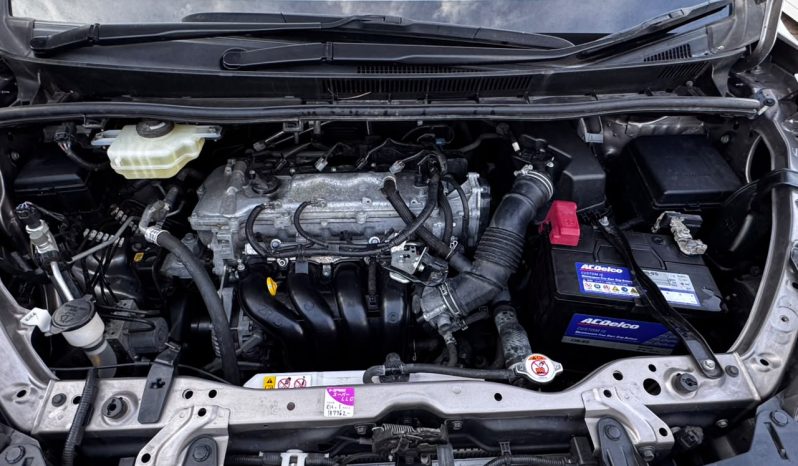 
								Toyota Noah full									