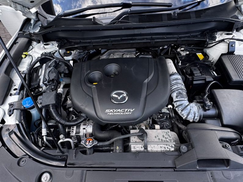 
								Mazda CX-8 full									