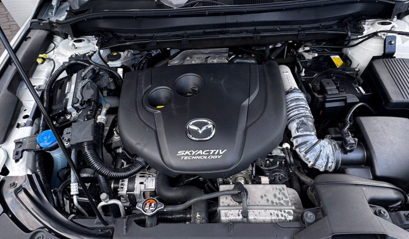 
								Mazda CX-8 full									