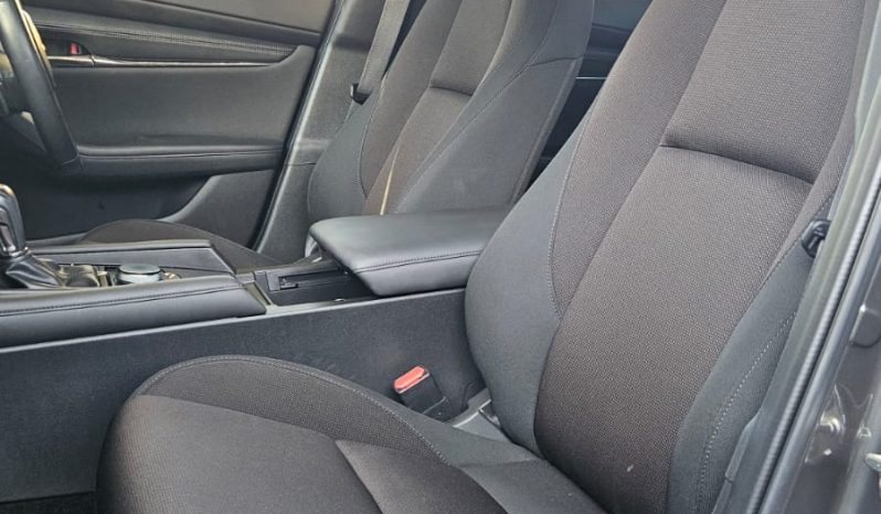 
								Mazda 3 full									
