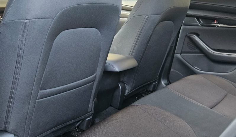 
								Mazda 3 full									