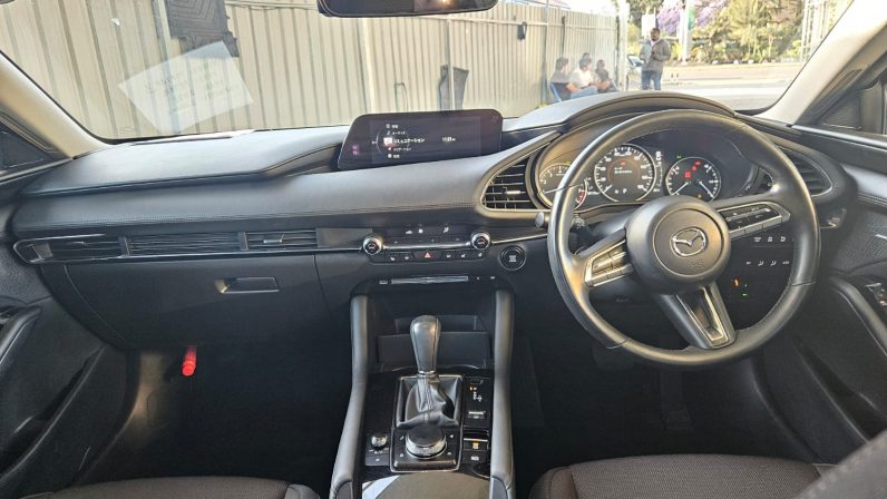 
								Mazda 3 full									