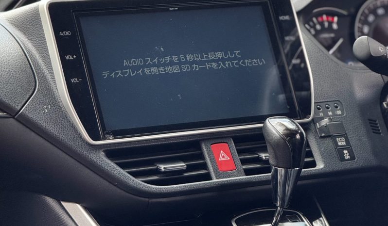 
								Toyota Esquire full									