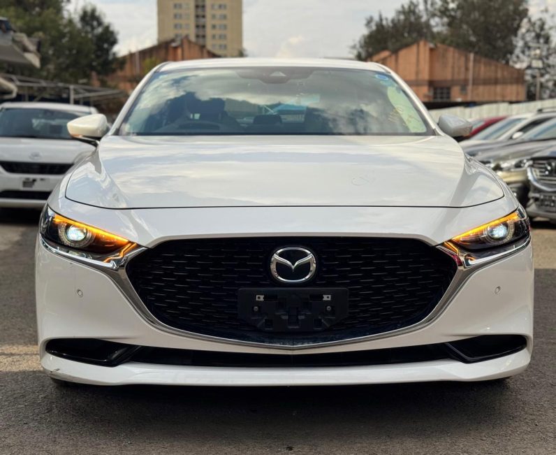 
								Mazda 3 full									