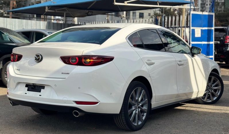 
								Mazda 3 full									