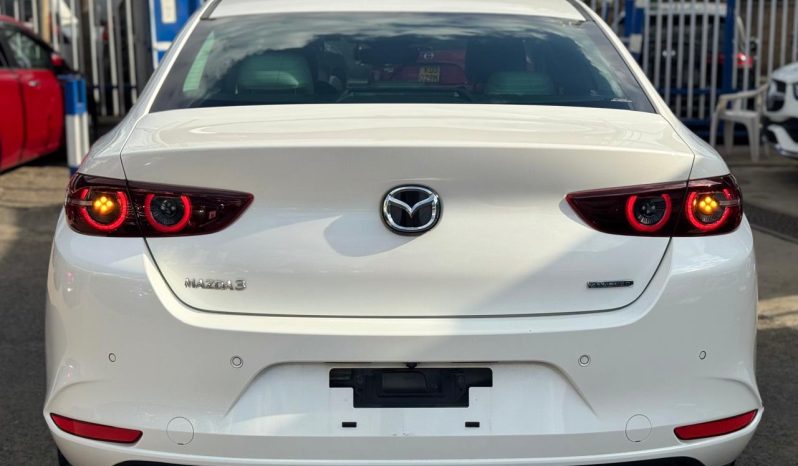 
								Mazda 3 full									