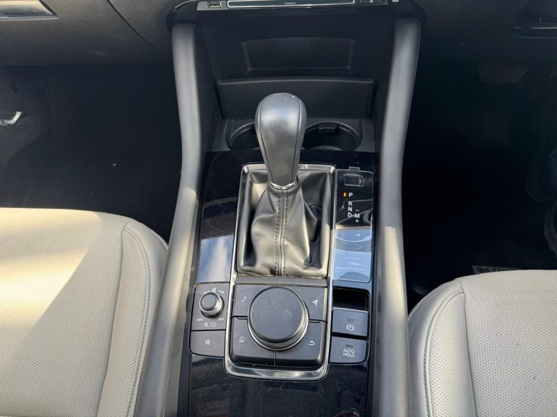 
								Mazda 3 full									