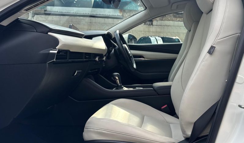 
								Mazda 3 full									