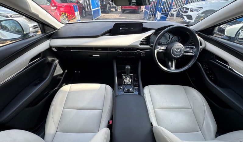 
								Mazda 3 full									