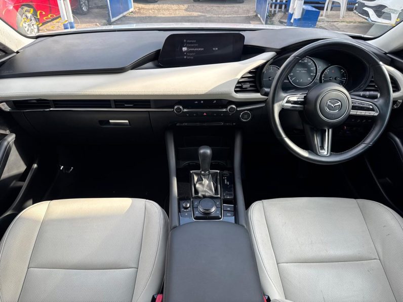 
								Mazda 3 full									