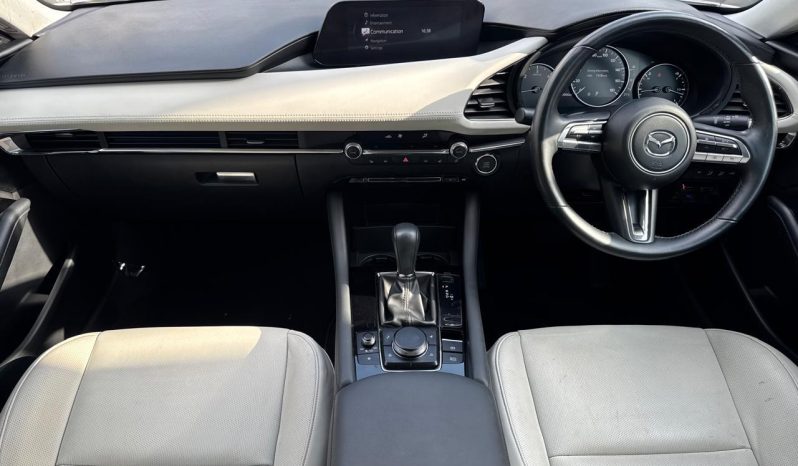 
								Mazda 3 full									