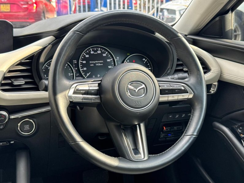 
								Mazda 3 full									