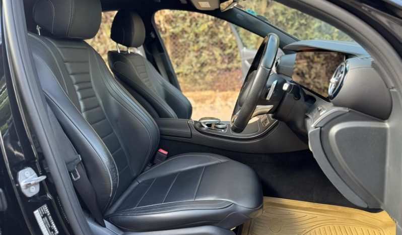 
								Mercedes Benz E250 full									