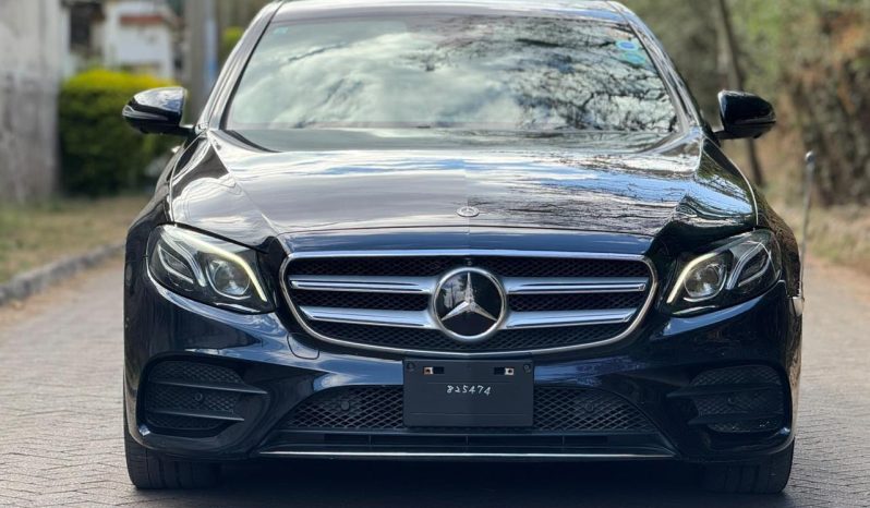 
								Mercedes Benz E250 full									