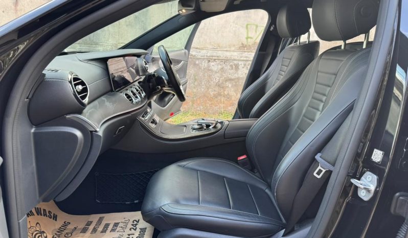 
								Mercedes Benz E250 full									
