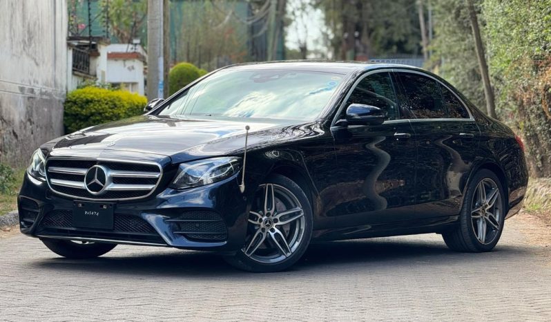 
								Mercedes Benz E250 full									