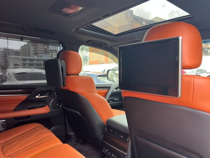 
								Lexus LX570 full									