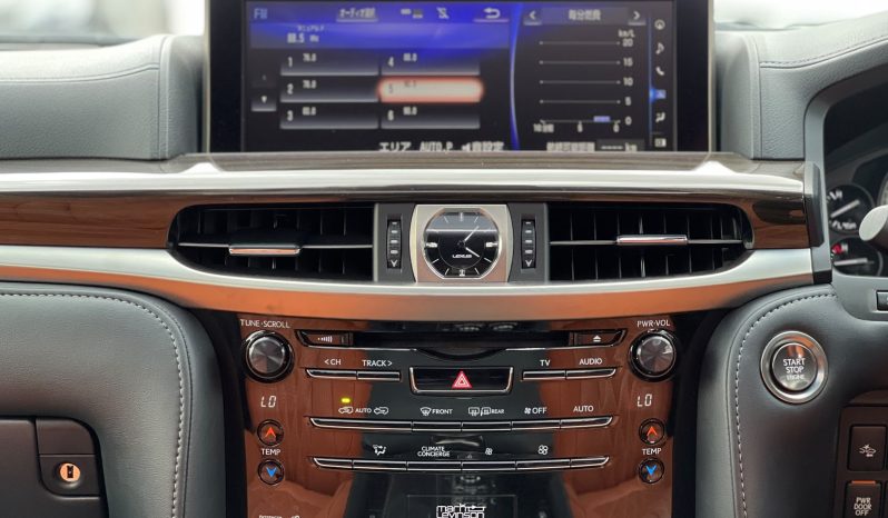 
								Lexus LX570 full									