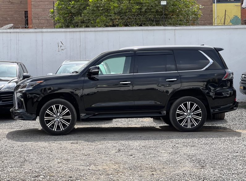 
								Lexus LX570 full									