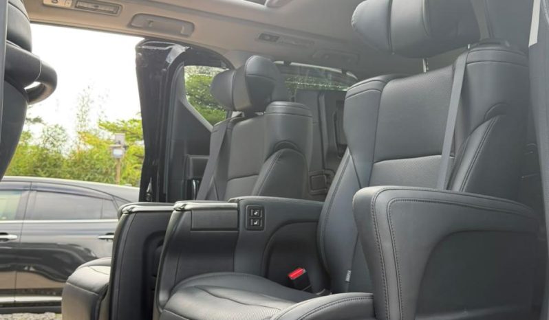 
								Toyota Alphard full									