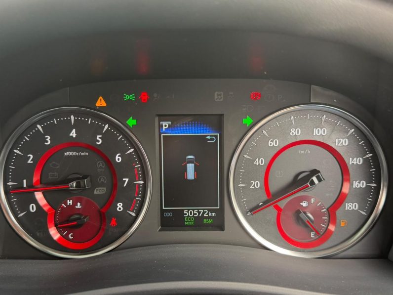 
								Toyota Alphard full									