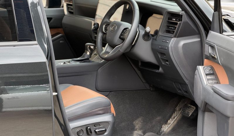 
								Lexus GX550 full									