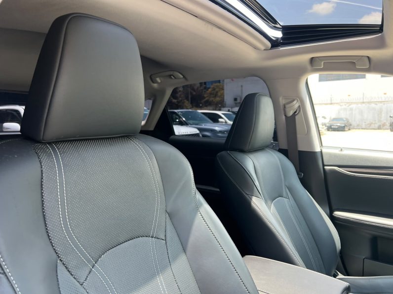 
								Lexus RX300 full									