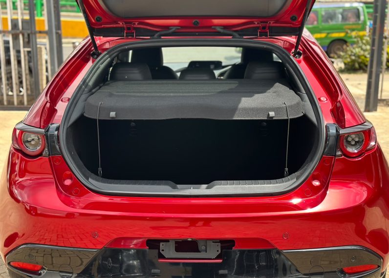 
								Mazda 3 full									