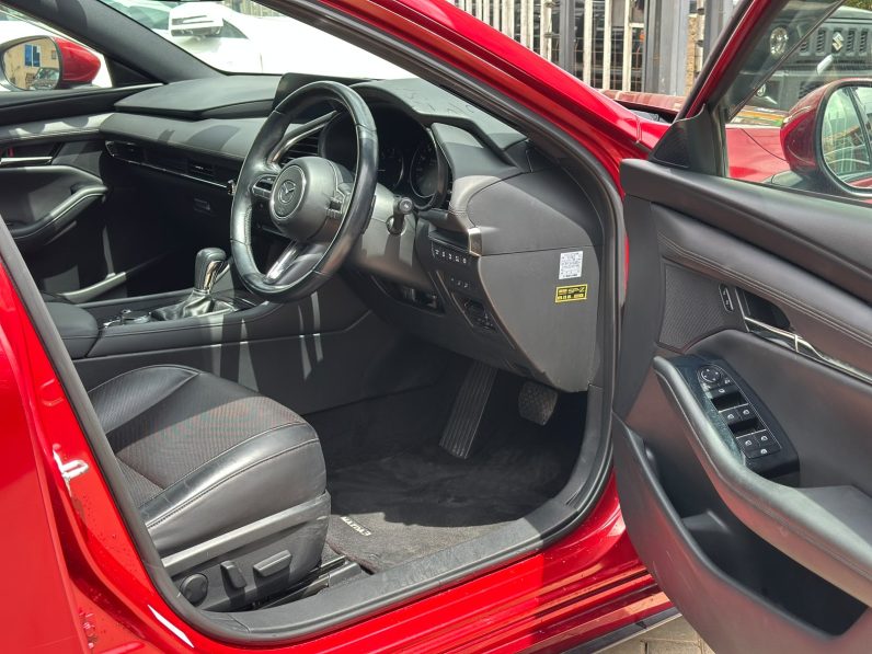 
								Mazda 3 full									