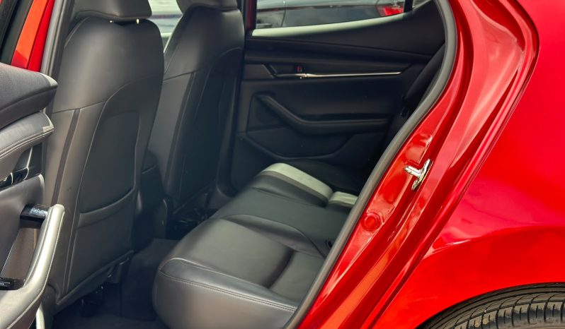 
								Mazda 3 full									