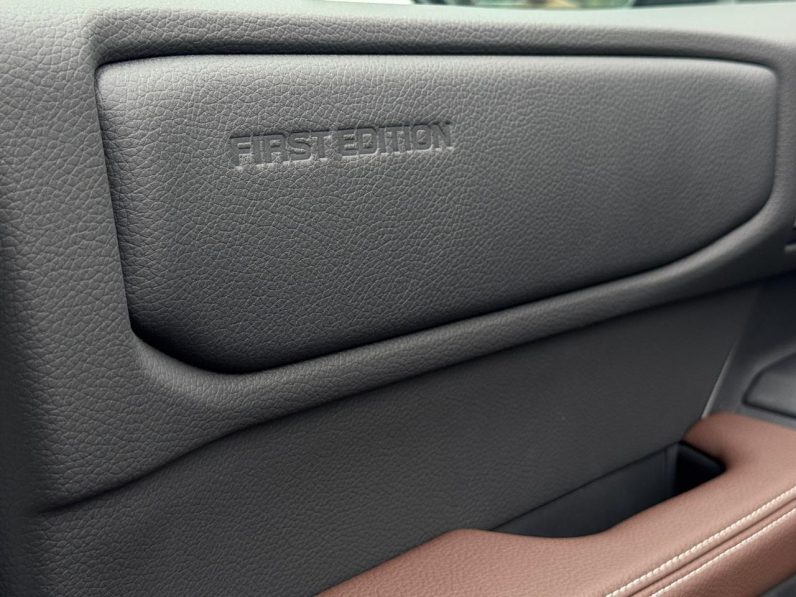 
								Toyota Land Cruiser Prado J250 full									