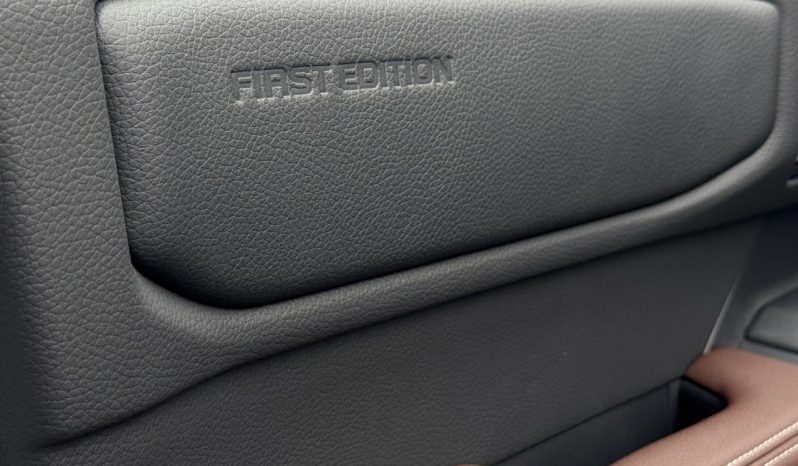 
								Toyota Land Cruiser Prado J250 full									