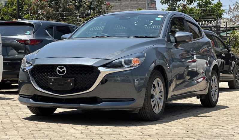 
								Mazda 2 full									