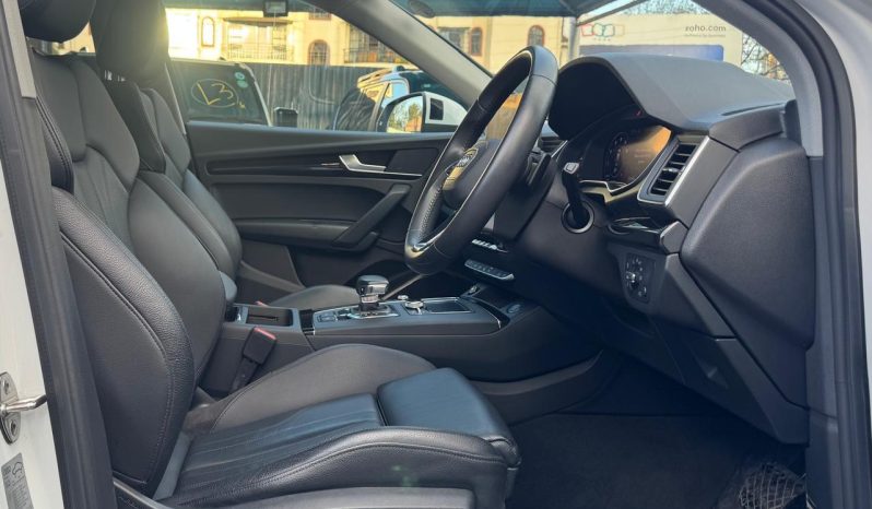 
								Audi Q5 full									