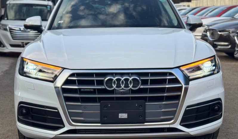 
								Audi Q5 full									