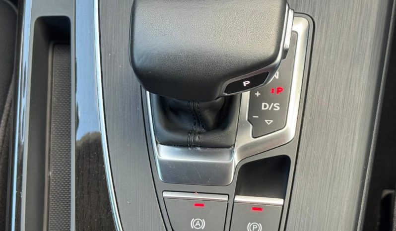 
								Audi Q5 full									